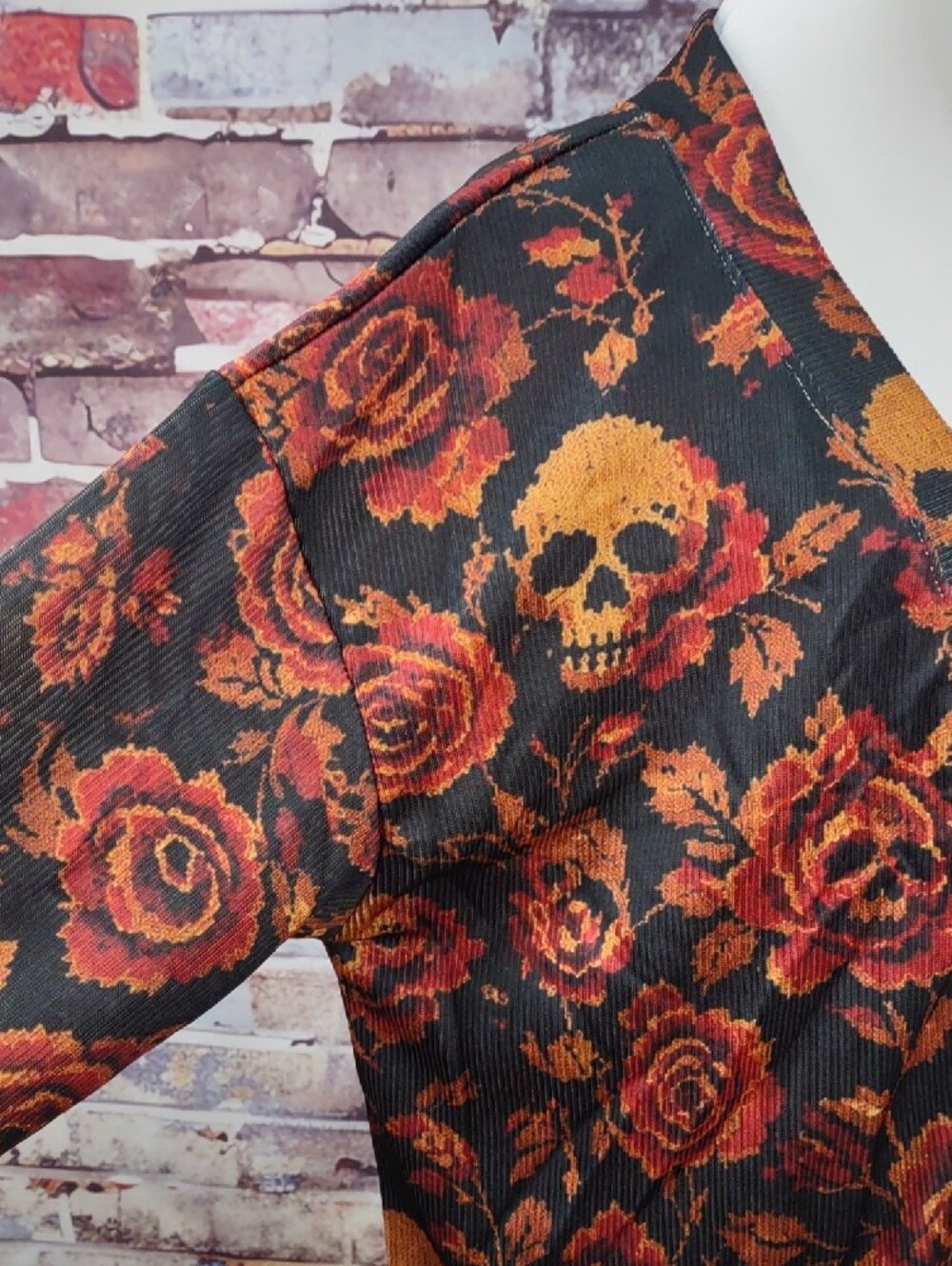 Skulls & Roses Print Cardigan - Picture 6 of 9